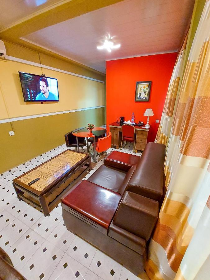 Hotel Relax Kinshasa Exteriör bild