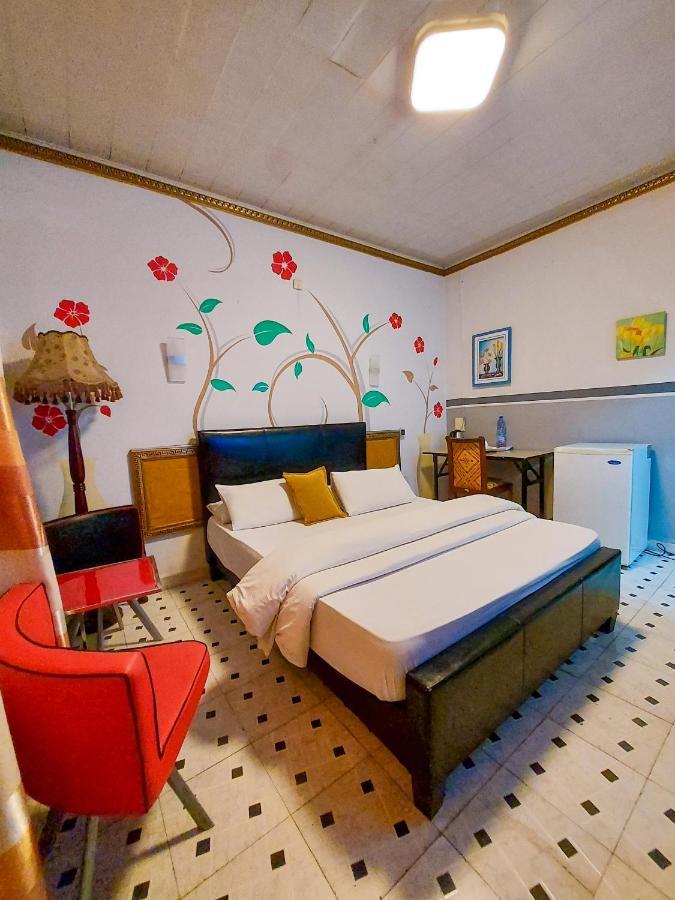 Hotel Relax Kinshasa Exteriör bild
