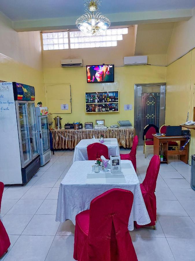 Hotel Relax Kinshasa Exteriör bild
